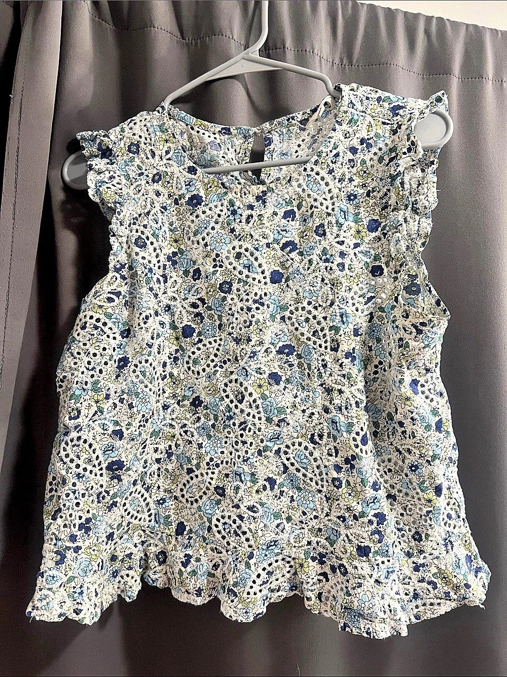 Floral Blouse in Blue, white and green